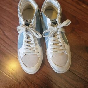 Mi.iM Blue and White High-Top Sneakers